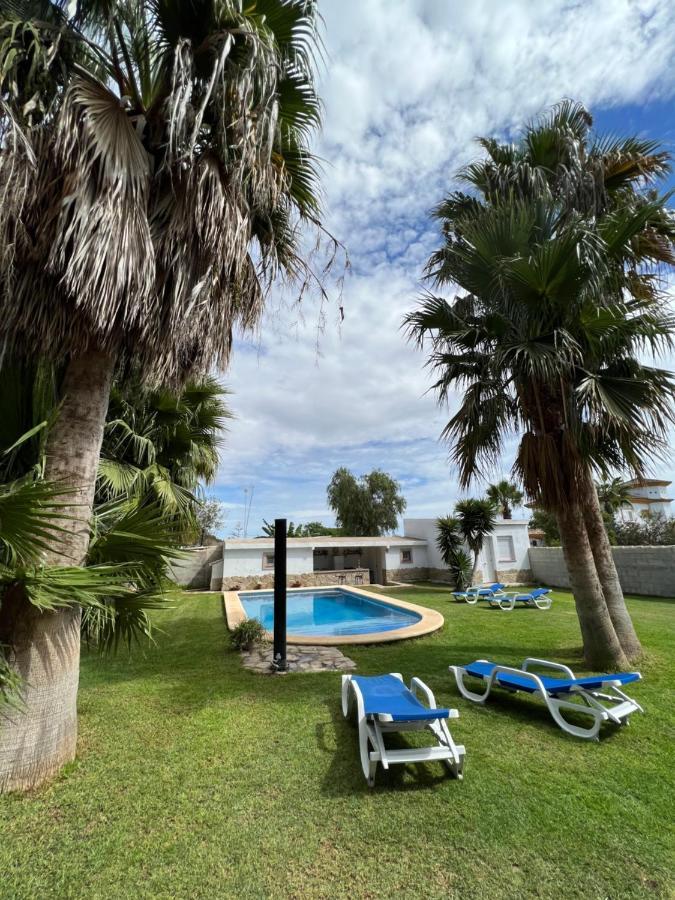 Chalet En La Barrosa, Piscina+Bbq+Grifo De Cerveza Chiclana de la Frontera Eksteriør bilde